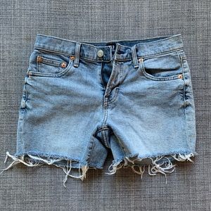 GAP jean shorts 26P